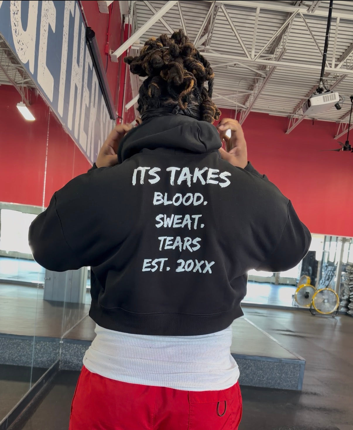 Essential Cropped Hoodie